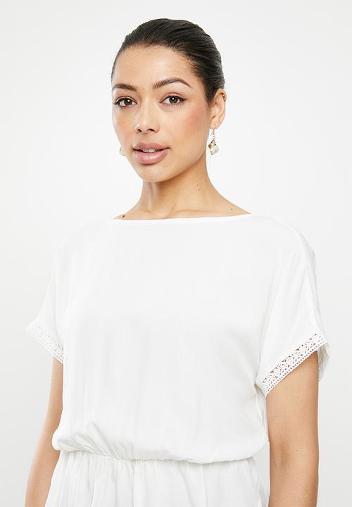 edit - Waist detail crochet blouse - milk