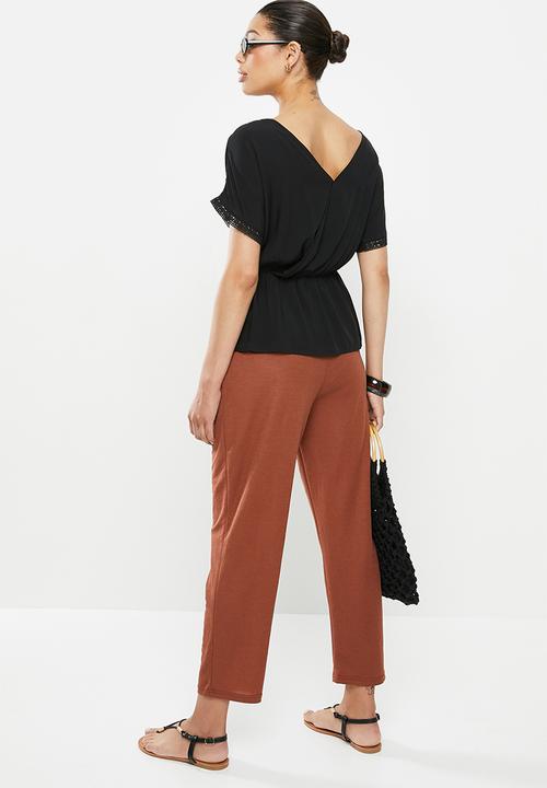 edit - Waist detail crochet blouse - black