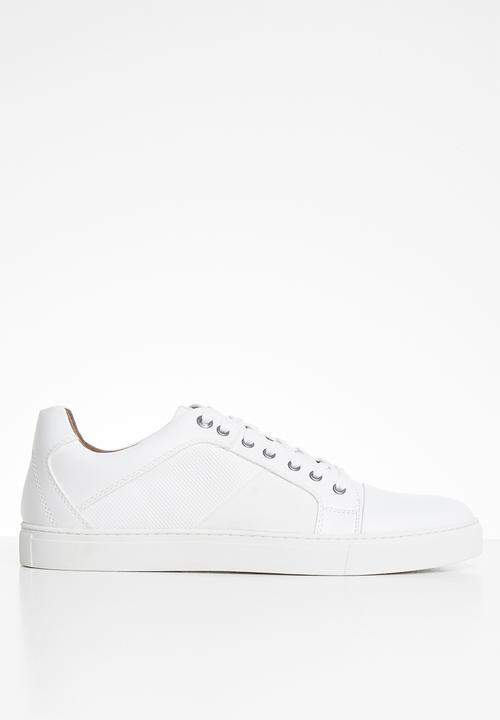Steve Madden - Yuba - white