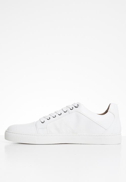 Steve Madden - Yuba - white