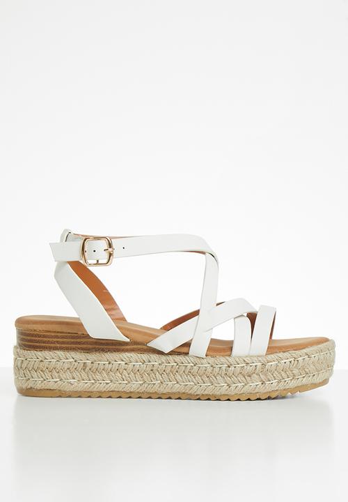 Jada - Strappy flatform - white