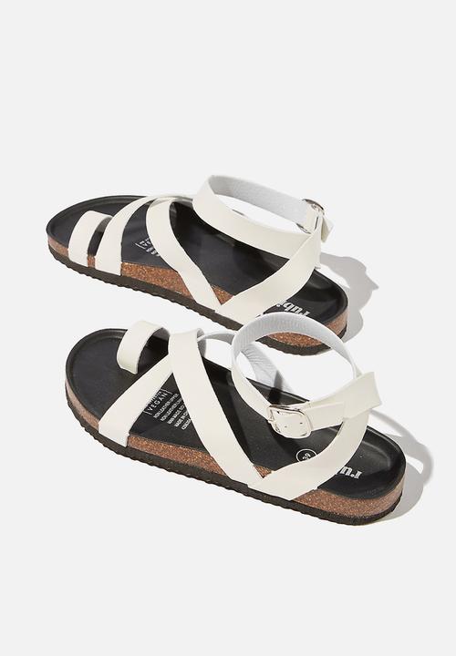 Cotton On - Rex gladiator strappy sandal  - white