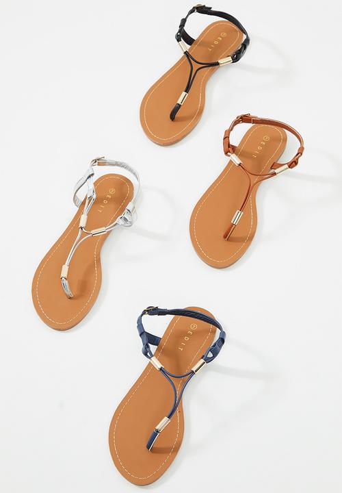 edit - Julie t-bar sandal - navy