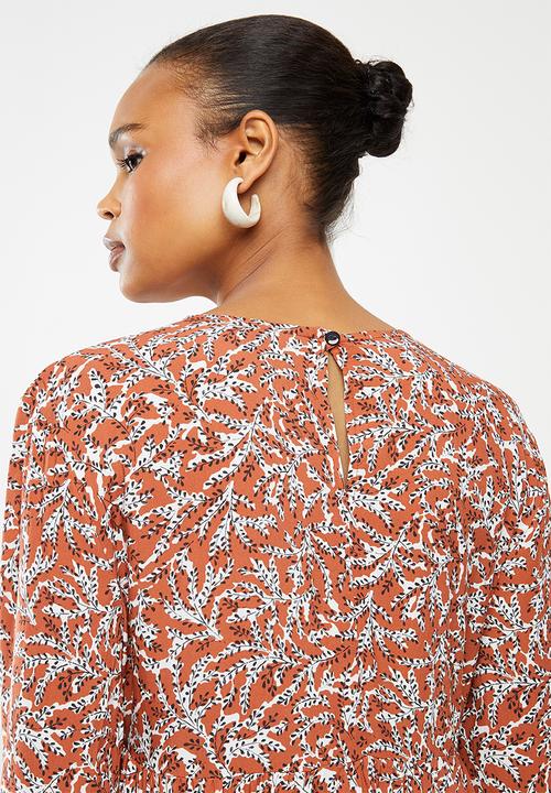 edit - Long sleeve v-neck tiered midi dress - rust & white
