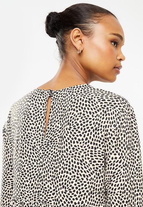 edit - Long sleeve v-neck tiered midi dress - beige & black 