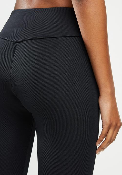 PUMA - Classics ribbed hr legging - black