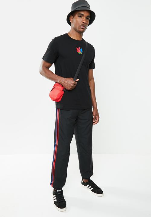 adidas Originals - 3d Trefoil short sleeve tee - black