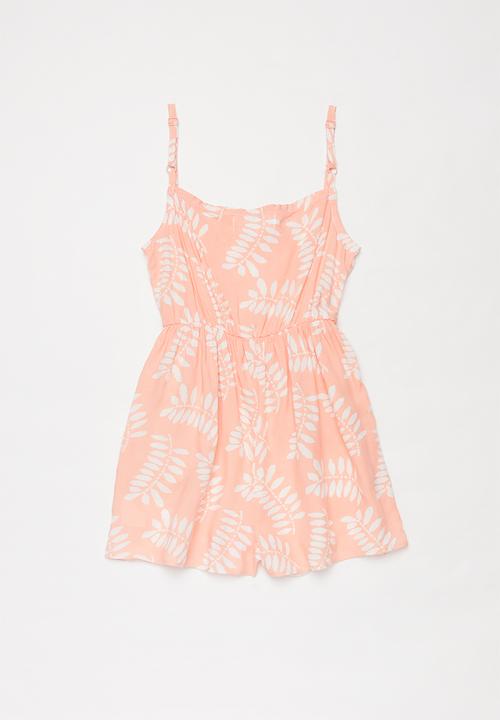 Superbalist - Tweens viscose playsuit - peach 