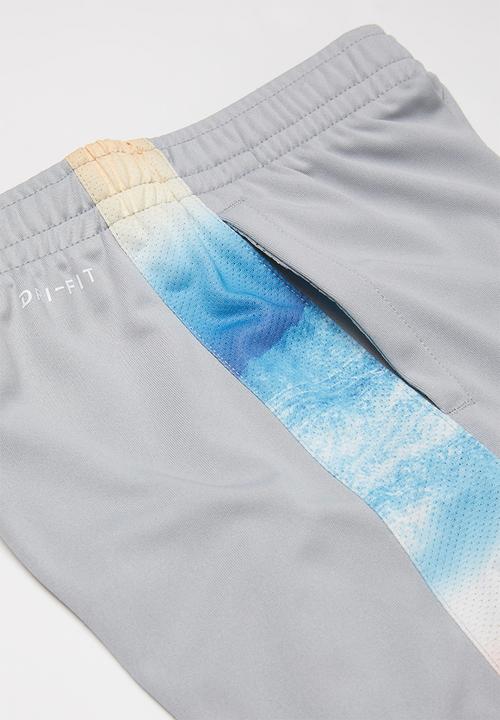 Nike - Nkb get outside knit short - grey