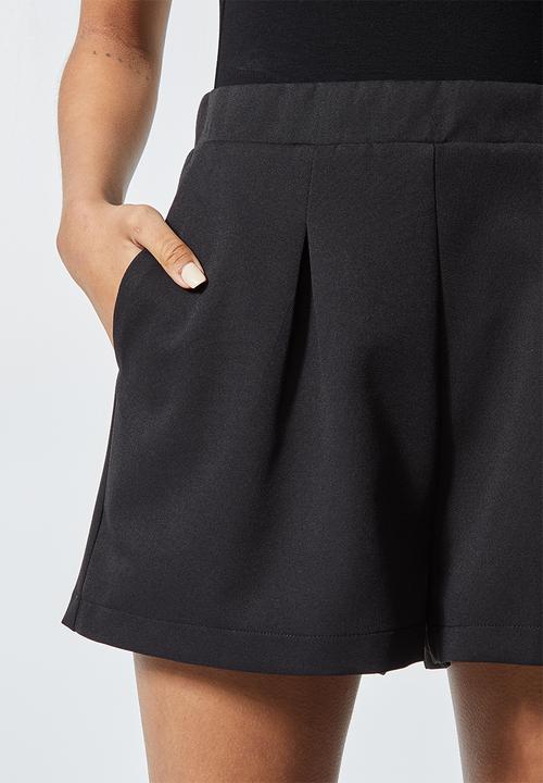Superbalist - Formal shorts - black