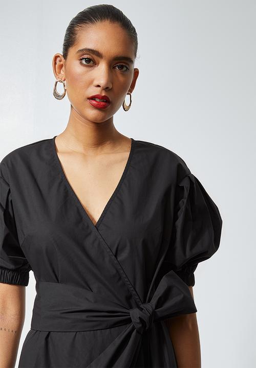 Superbalist - Poplin wrap dress with self tie belt - black