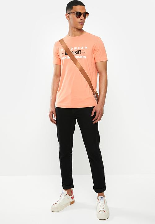 Diesel  - T-diegos-k32 T-shirt - orange 