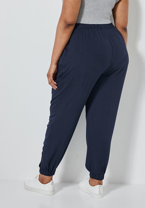 Superbalist - Premium elasticated cuffed jogger - navy