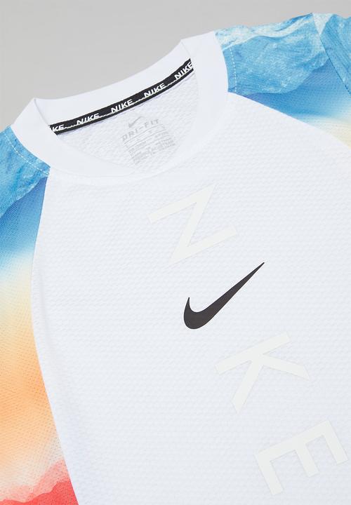 Nike - Nike instacool short sleeve top - multi