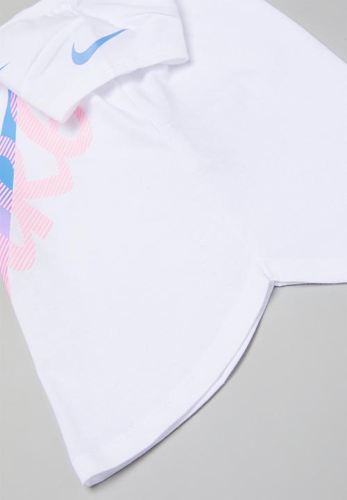 Nike - Nike get outside nike short sleeve tee - white