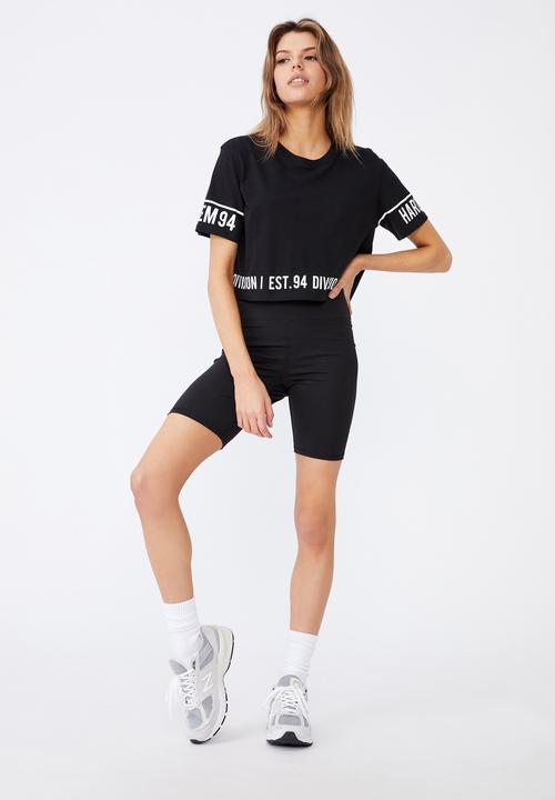 Factorie - Short sleeve raw edge crop graphic T-shirt - black