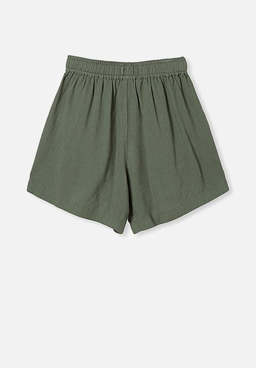 Free by Cotton On - Chelsea woven short - swag green