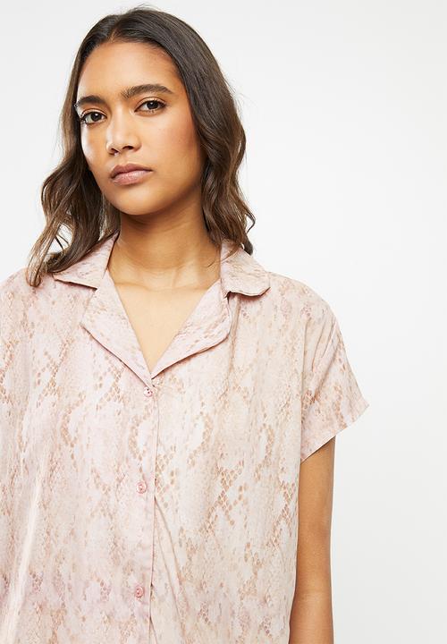 Superbalist - Sleep shirt & pants set - snake print
