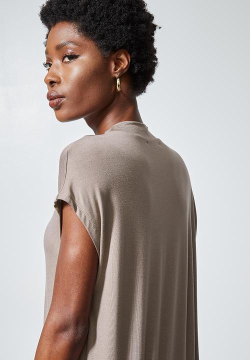 Superbalist - Hi neck tee with grown on sleeve - mocha