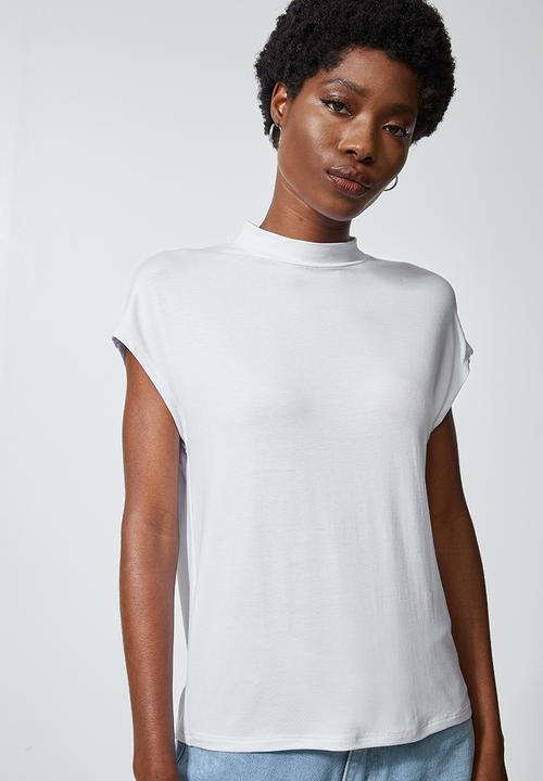 Superbalist - Hi neck tee with grown on sleeve - white