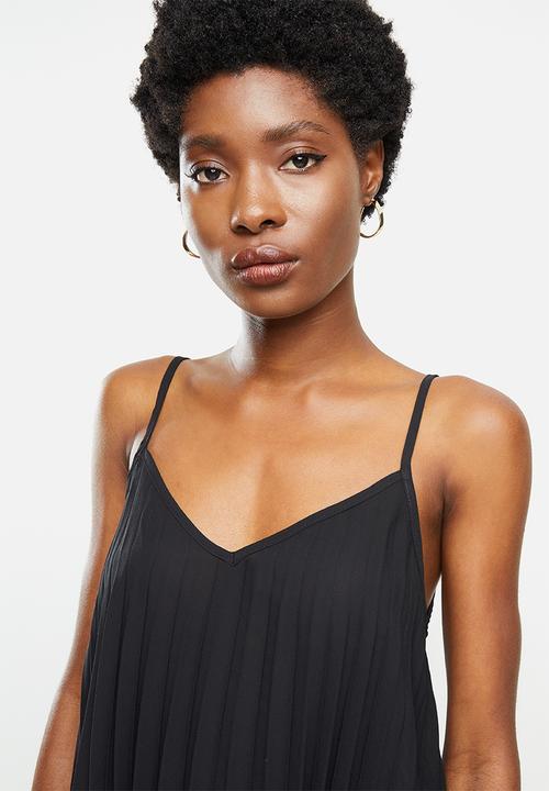 VELVET - Sunray pleated strappy cami - black