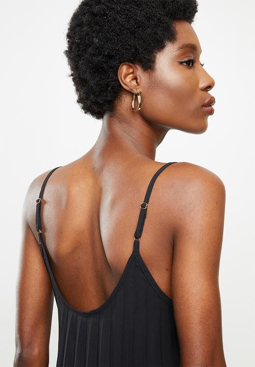 VELVET - Sunray pleated strappy cami - black