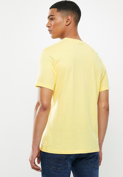 Ben Sherman - Chest print tee - pale yellow