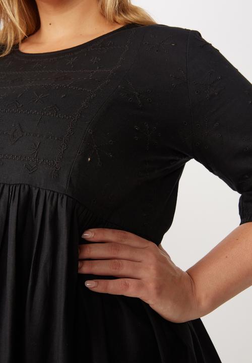Cotton On - Curve woven bethany babydoll dress - black