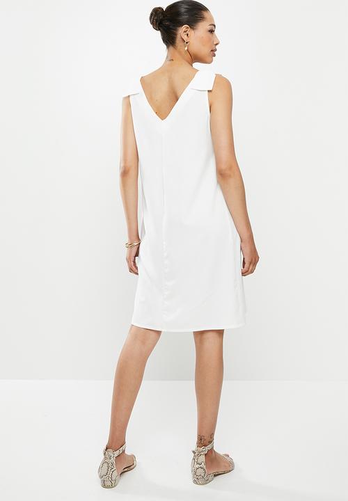 edit - Bow detail v-neck shift dress - milk white