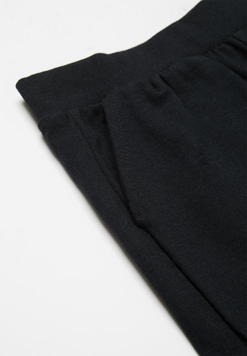 Rebel Republic - Easy elasticated short - black