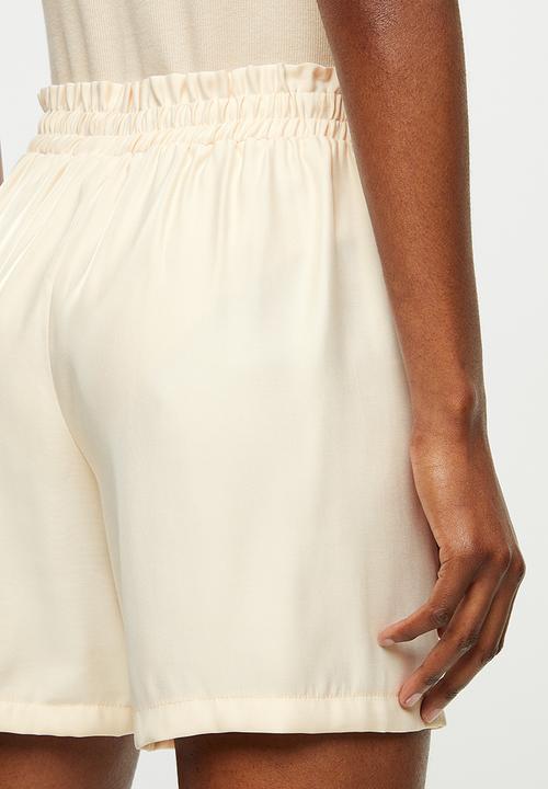 Me&B - Soft shorts with oversizedpockets - neutral