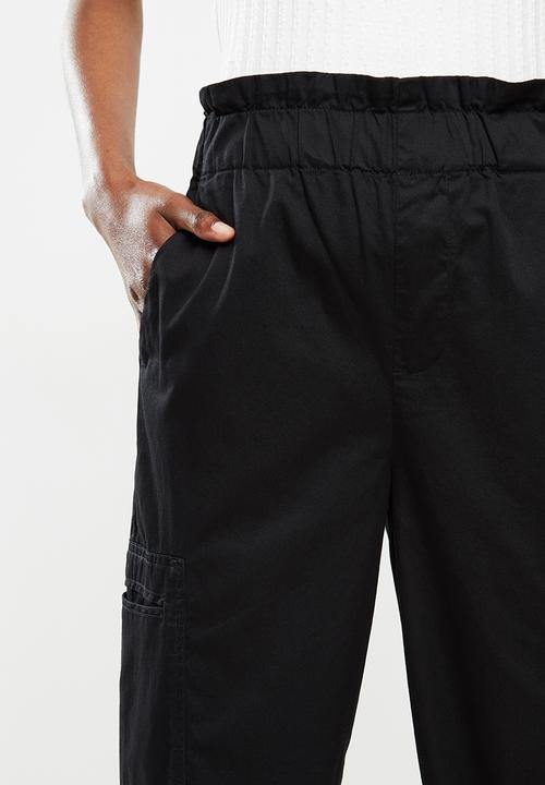 Jacqueline de Yong - Kara life straight pocket pant - black