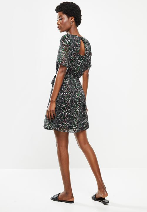 Jacqueline de Yong - Sibel 2/4 midi dress - black
