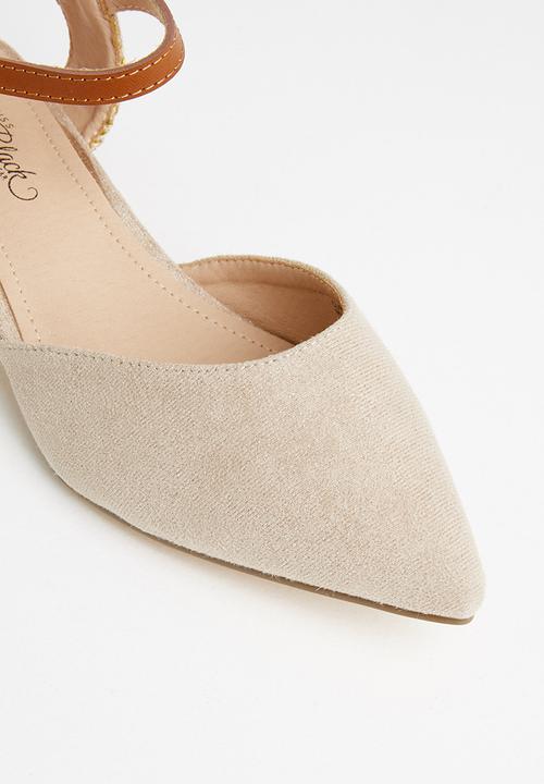 Miss Black - Curve heel - neutral