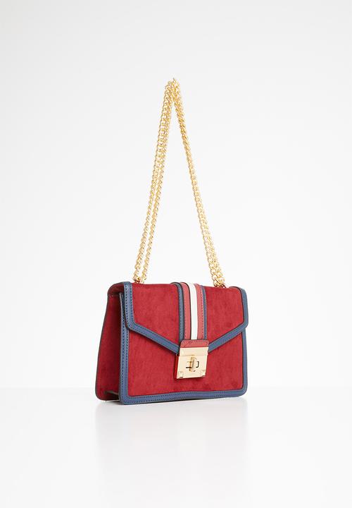 ALDO - Prede -  red