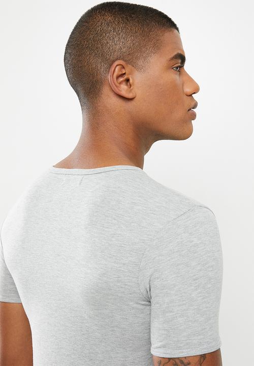 STYLE REPUBLIC - Ace  v-neck muscle tee - grey
