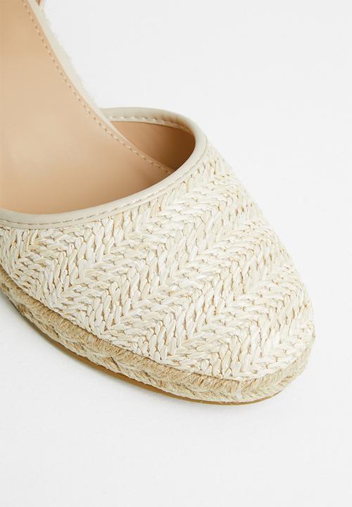 Butterfly Feet - Hesling wedge - beige