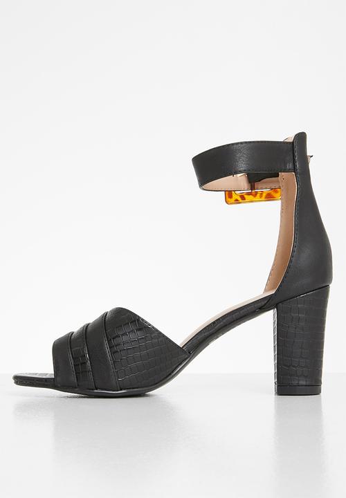Plum - Corie heel - black