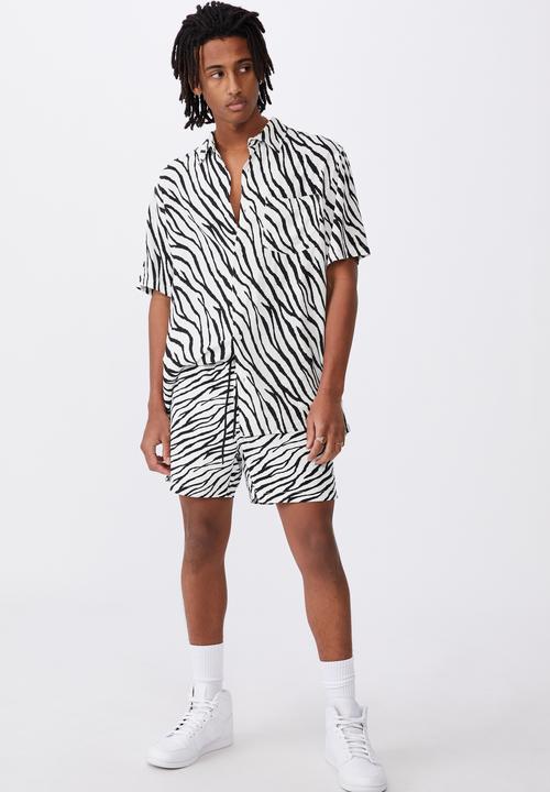 Factorie - Resort short - fur mono