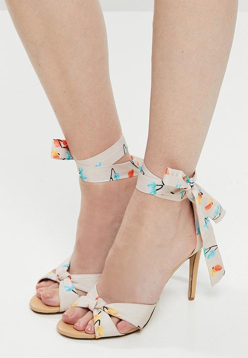 Miss Black - Nadine heel - neutral 