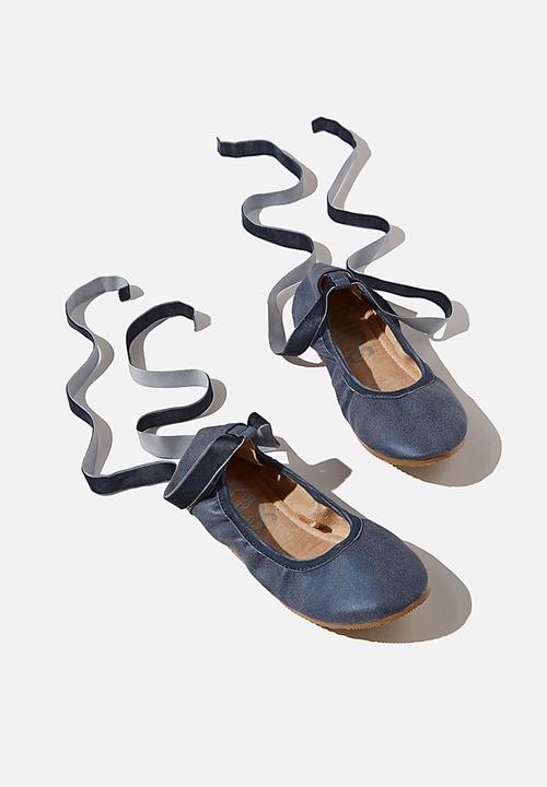 Cotton On - Primo ballet flat - navy velvet ribbon