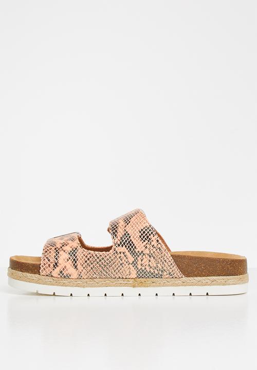 Call It Spring - Unitii sandal - coral