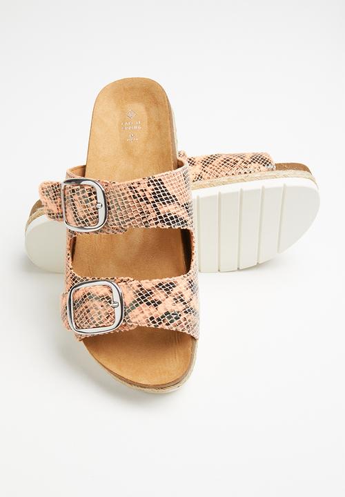 Call It Spring - Unitii sandal - coral