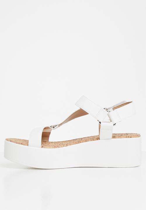 Call It Spring - Lancyy sandal - white