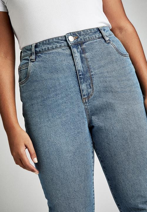 Cotton On - Curve taylor mom jean - boston blue