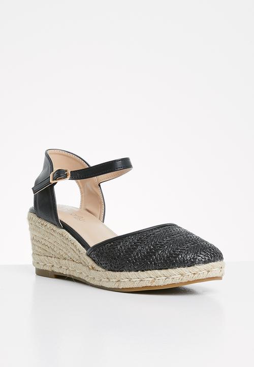 Butterfly Feet - Hesling wedge - black