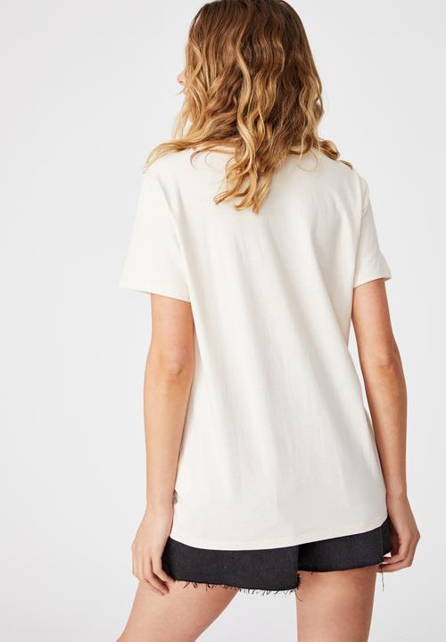 Cotton On - Classic arts t shirt - white sand