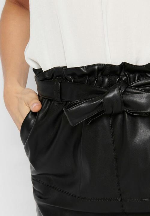 ONLY - Pu paper bag skirt - black