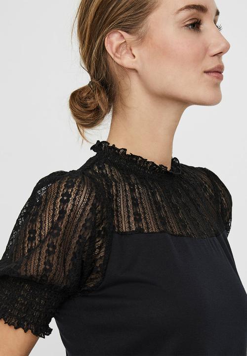 Vero Moda - Emilia lace top - black