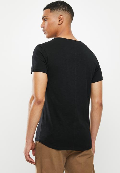 S.P.C.C - Kennett premium scooped hem T-shirt - black